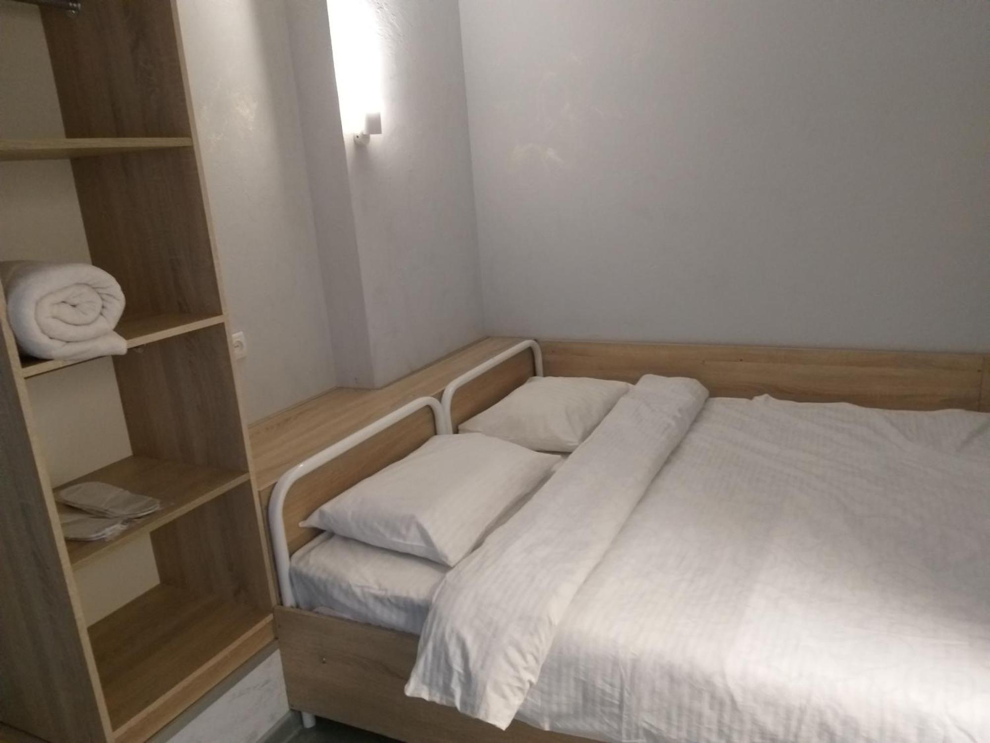 Sherlock Hotel Harkiv Dış mekan fotoğraf