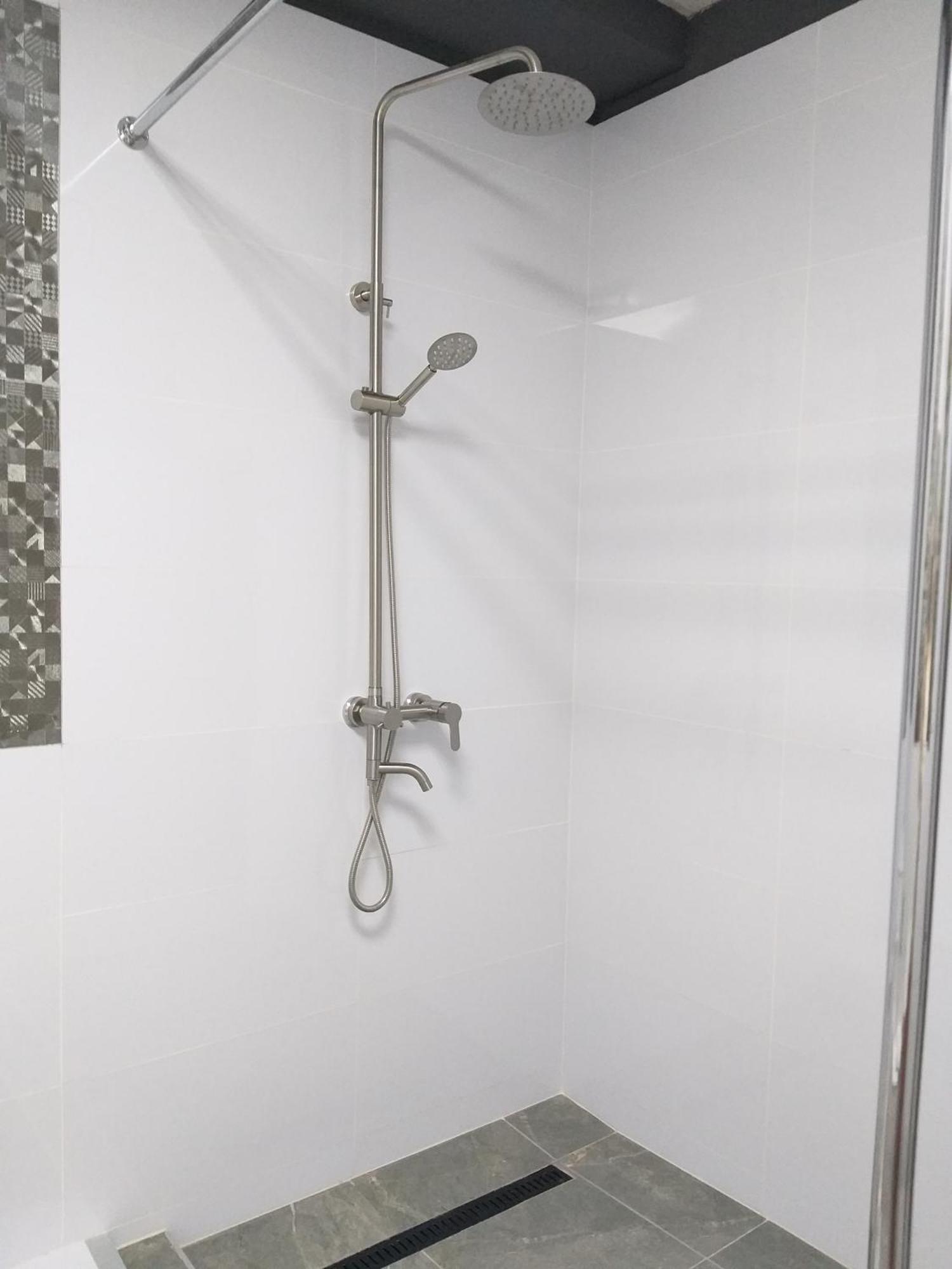 Sherlock Hotel Harkiv Dış mekan fotoğraf