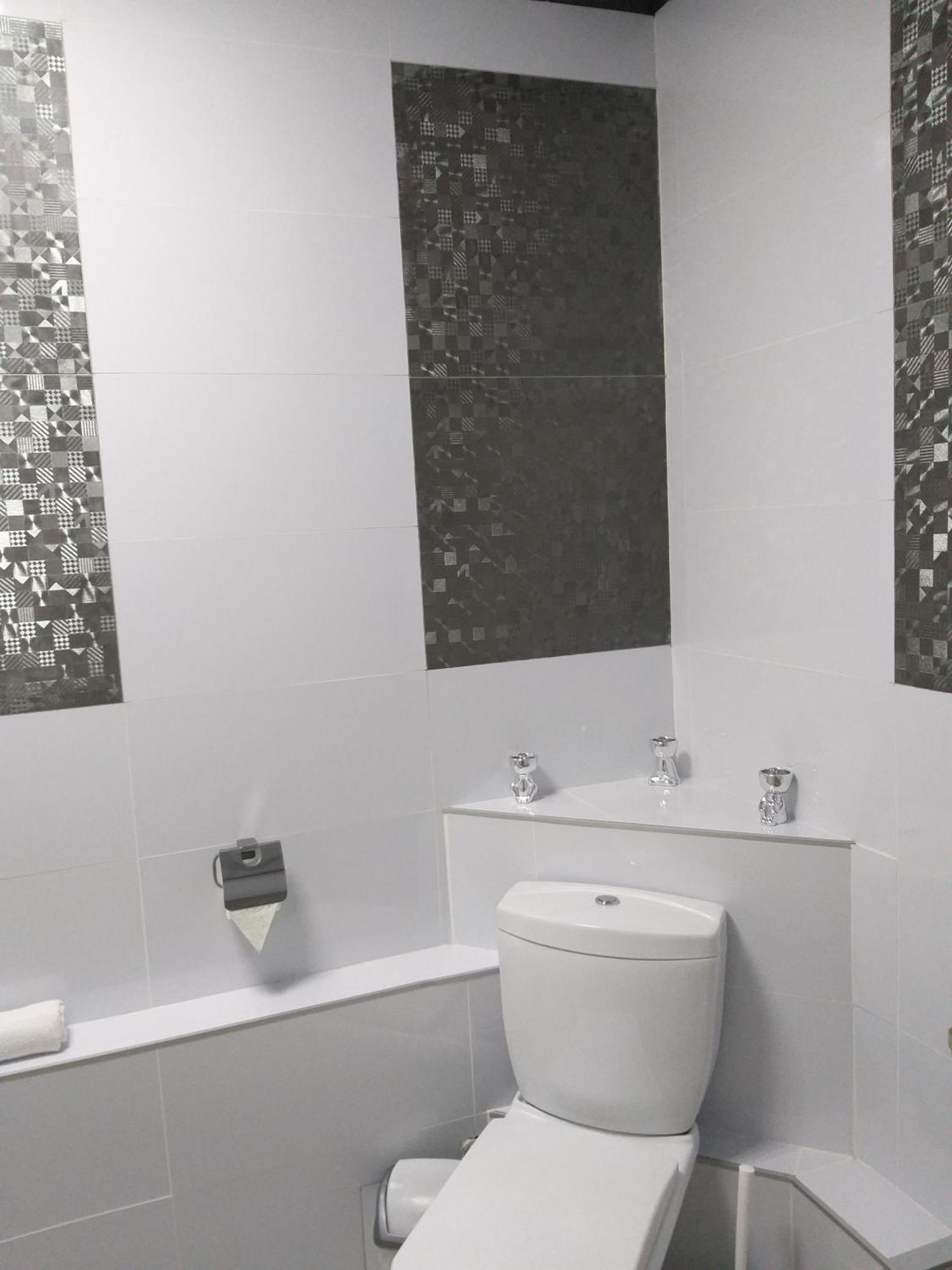 Sherlock Hotel Harkiv Dış mekan fotoğraf